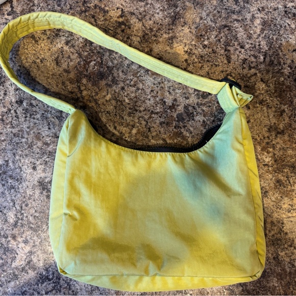 BAGGU Small Shoulder Bag - Picture 1 of 2